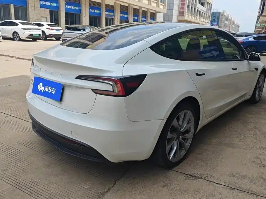 Model 3 2023 Long Range All-Wheel Drive — миниатюра 3