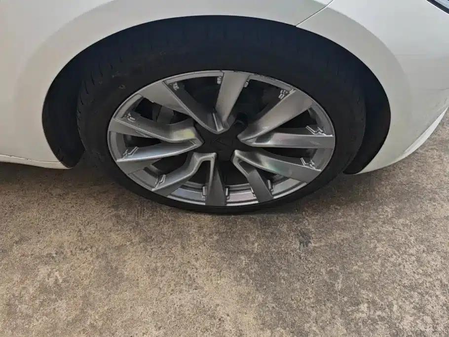 Model 3 2023 Long Range All-Wheel Drive — миниатюра 6
