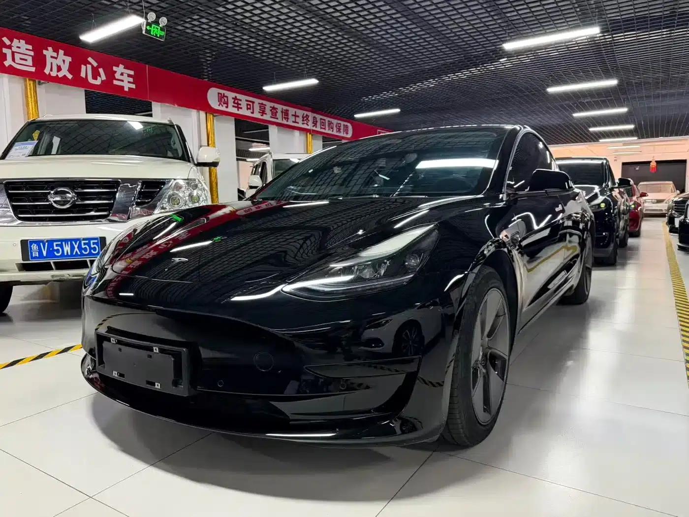 Model 3 2022 Rear-Wheel Drive — миниатюра 1