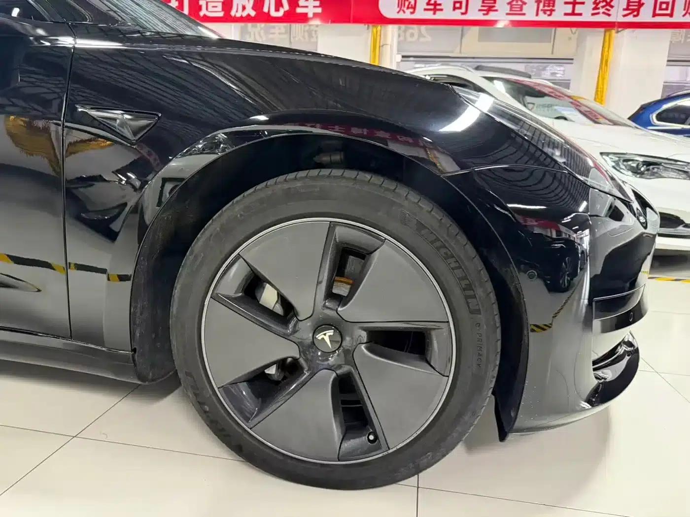 Model 3 2022 Rear-Wheel Drive — миниатюра 3