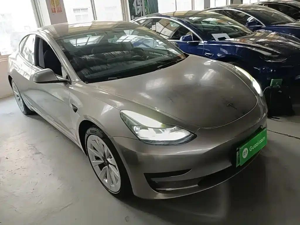 Model 3 2022 Rear-Wheel Drive — миниатюра 4