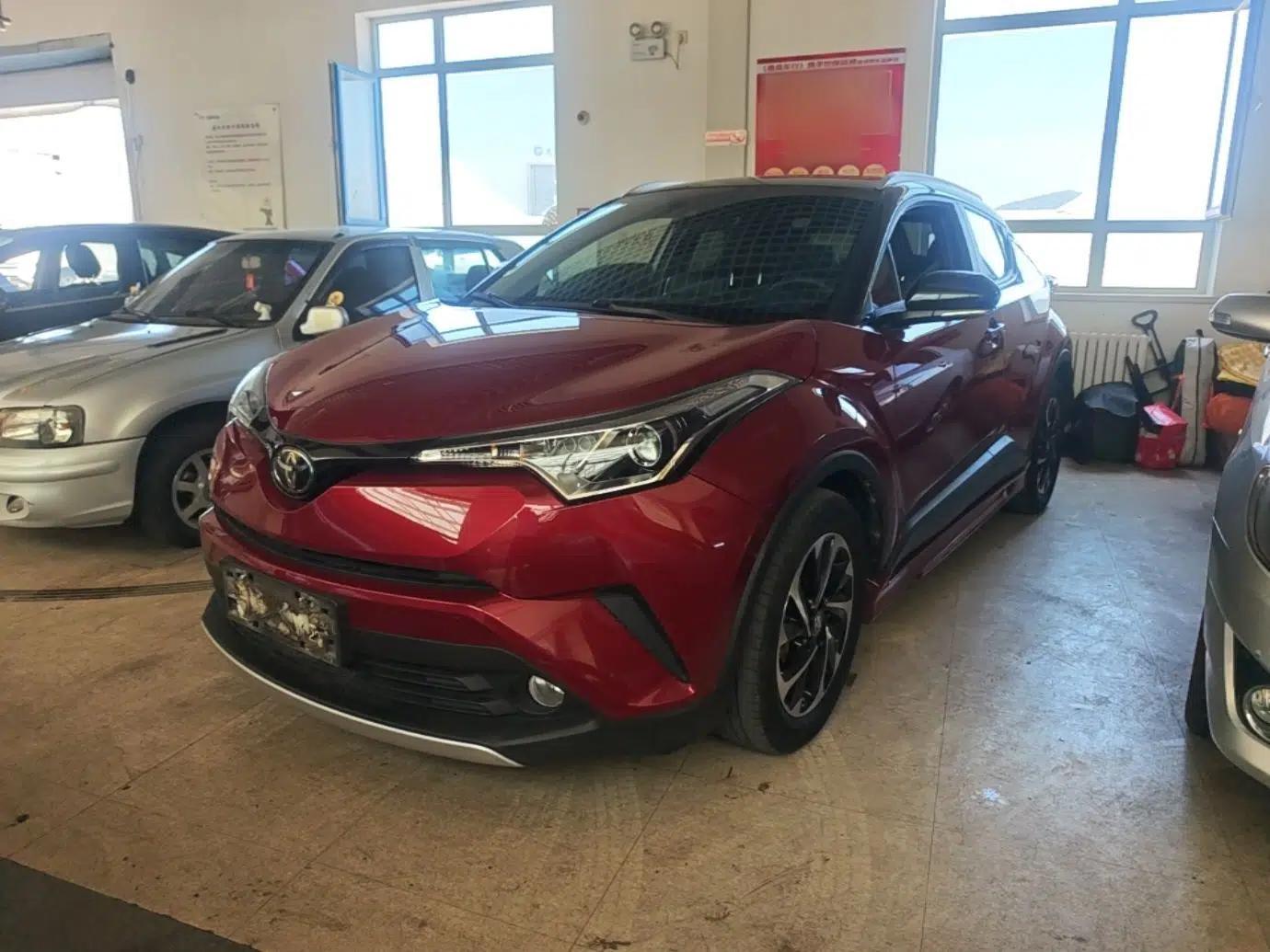 Toyota IZOA 2018 2.0L Yichi Edition China V Standard — миниатюра 1
