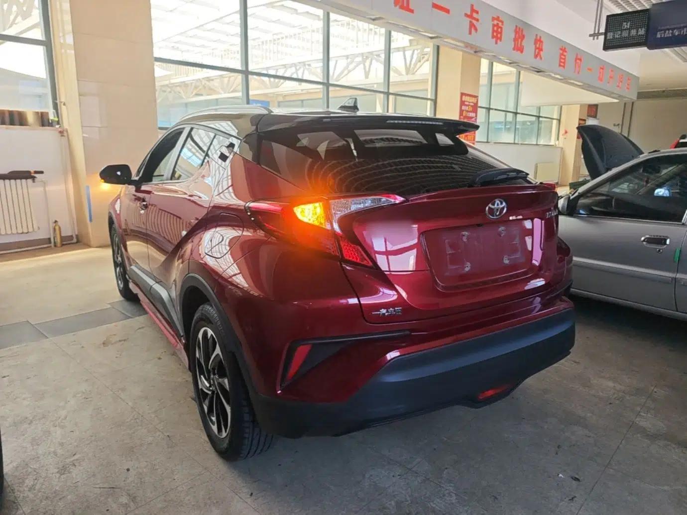 Toyota IZOA 2018 2.0L Yichi Edition China V Standard — миниатюра 4
