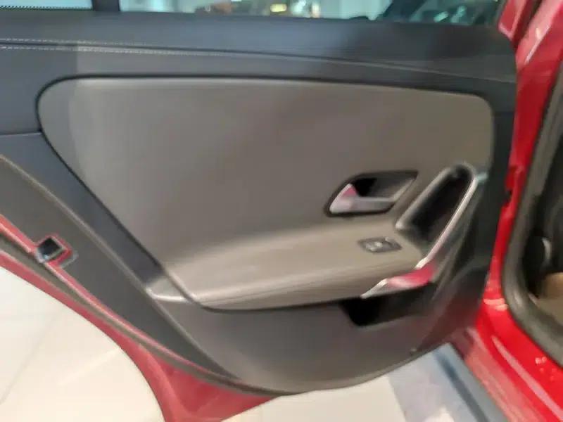 2022 Mercedes-Benz A-Class AMG A 35 L 4MATIC — миниатюра 14