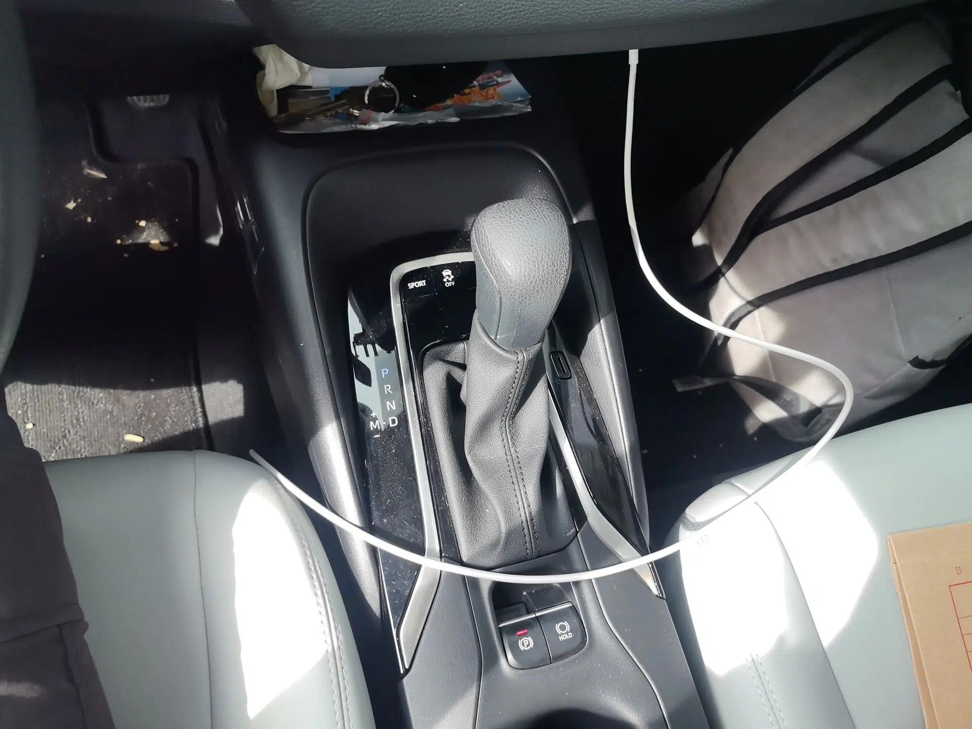 Toyota Allion 2022 2.0L Elite Edition — миниатюра 14