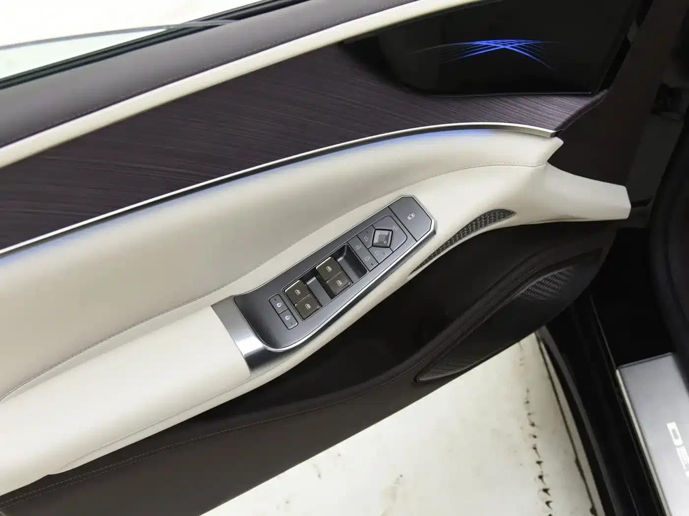 Denza Z9 2024 Model 1100km AWD Max Edition — миниатюра 8