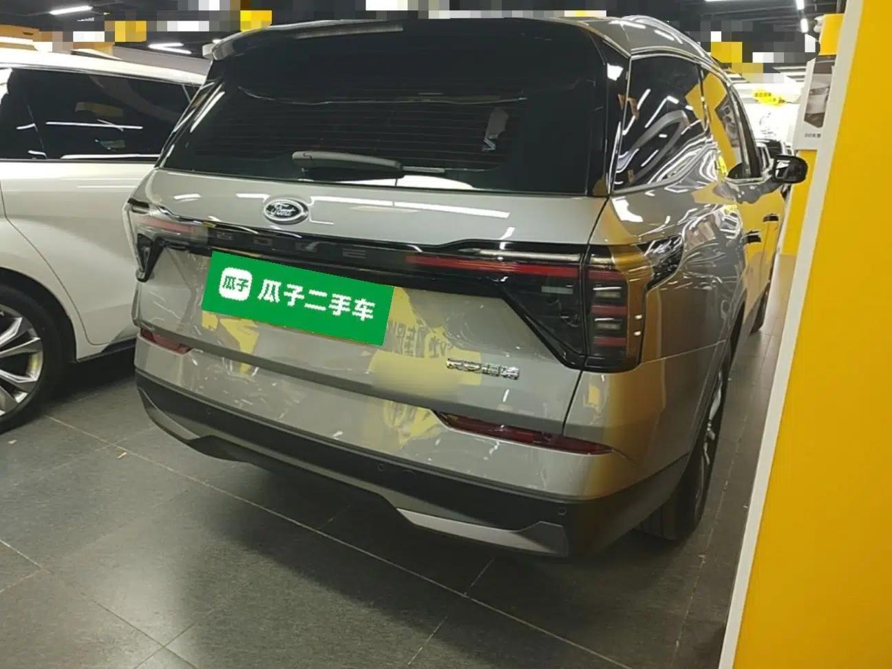 Ford Edge 2023 Ford Explorer L 2.0T EcoBoost Two-Wheel Drive 7-Seater Luxury Model — миниатюра 6