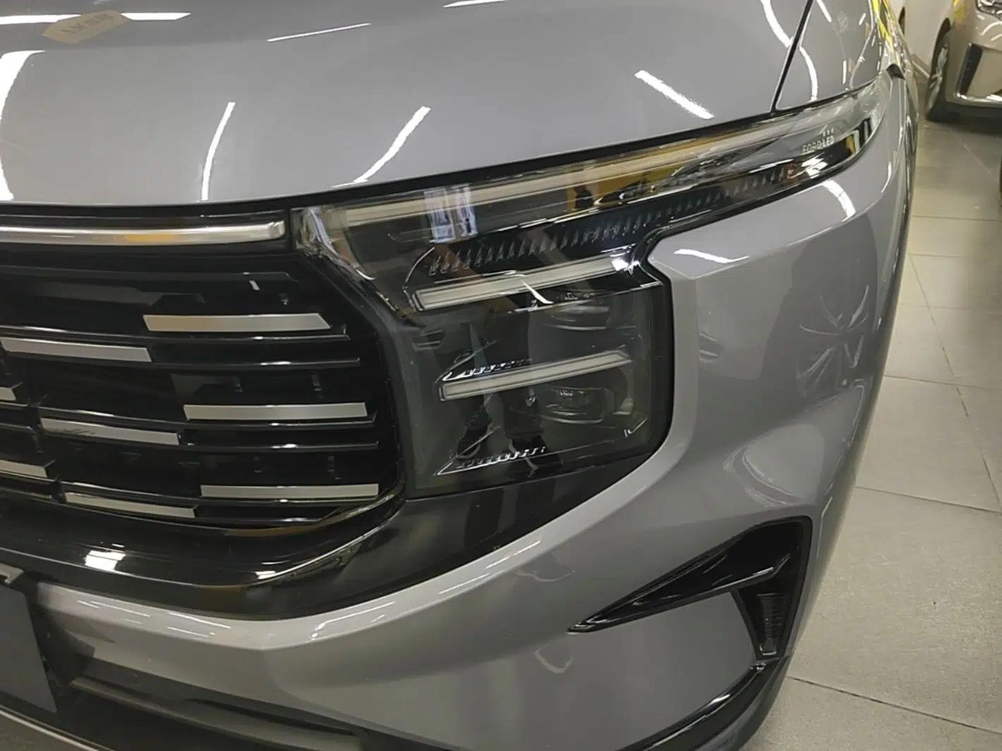 Ford Edge 2023 Ford Explorer L 2.0T EcoBoost Two-Wheel Drive 7-Seater Luxury Model — миниатюра 8