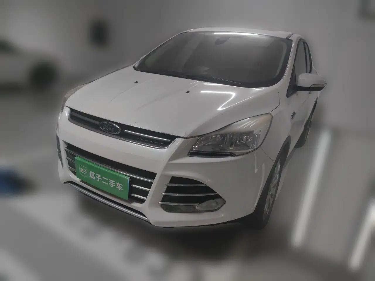 Ford Kuga 2013 1.6L GTDi Two-Wheel-Drive Trend Model — миниатюра 1