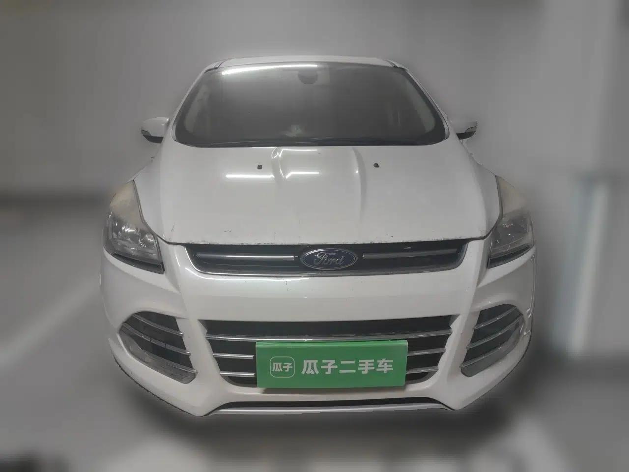 Ford Kuga 2013 1.6L GTDi Two-Wheel-Drive Trend Model — миниатюра 2