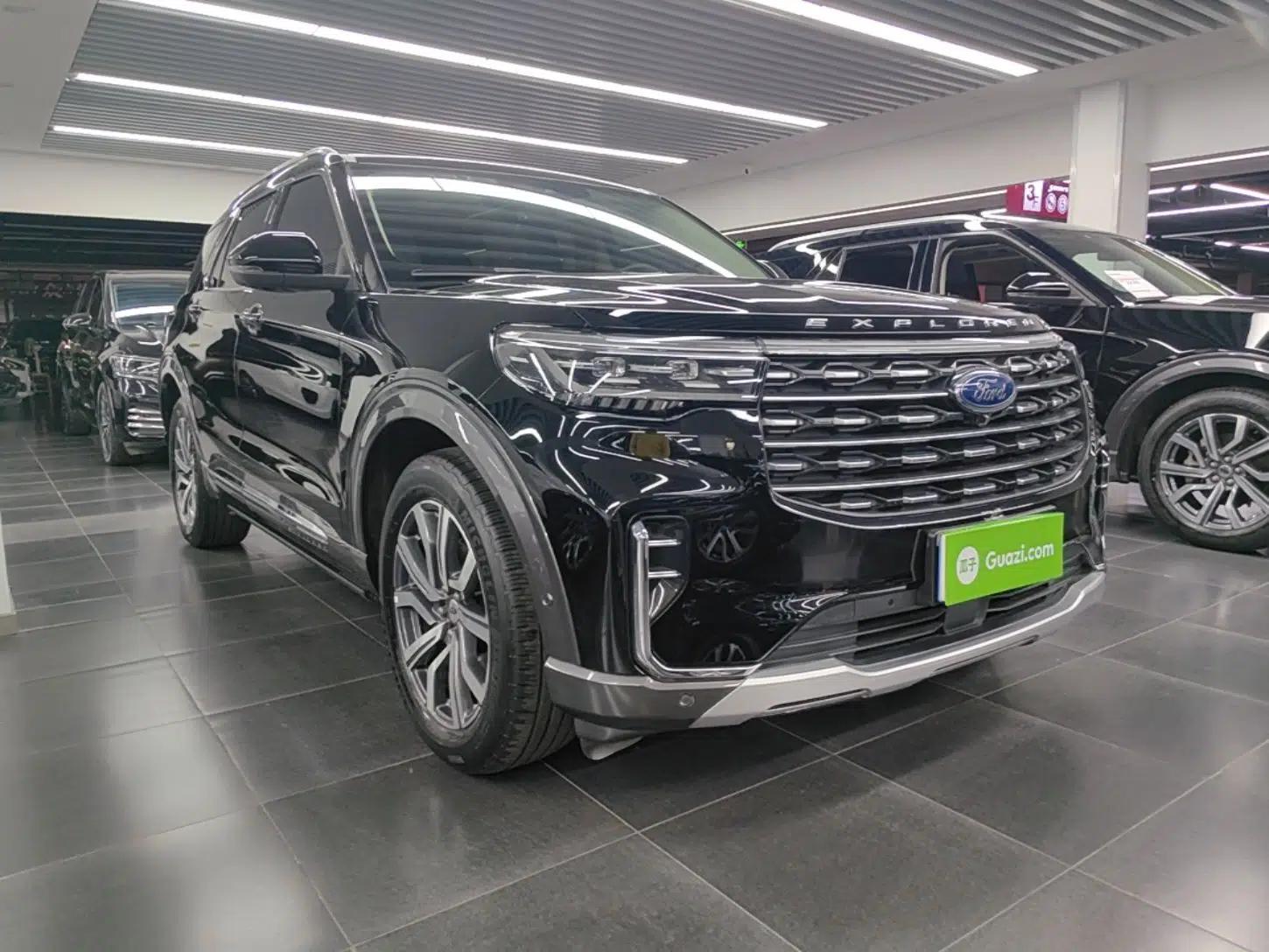 Ford Explorer 2023 EcoBoost 285 Four-Wheel Drive Titanium Edition 6 Seats — миниатюра 3