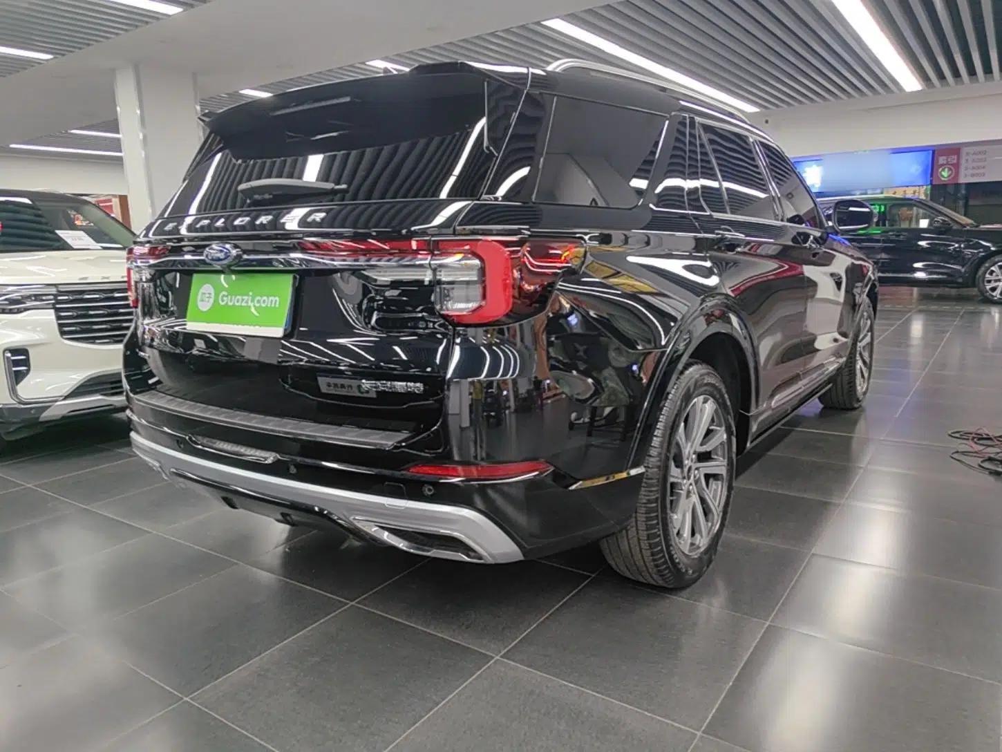 Ford Explorer 2024 2.3T EcoBoost Four-Wheel Drive Fashion Plus Edition 6 Seats — миниатюра 6