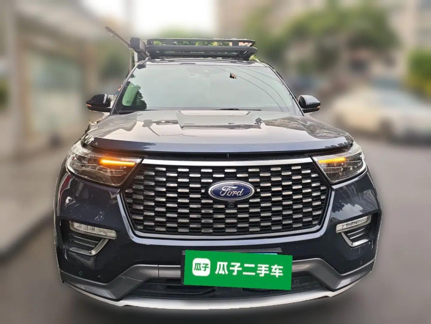 Ford Explorer 2020 EcoBoost 285 4x4 Platinum Edition 7-Seater — миниатюра 2