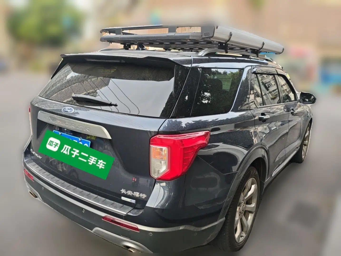 Ford Explorer 2020 EcoBoost 285 4x4 Platinum Edition 7-Seater — миниатюра 6