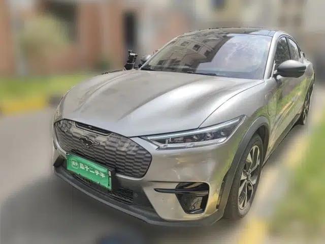 Ford Mustang Mach-E 2021 Leap Edition Rear-Drive Version (Standard Range)