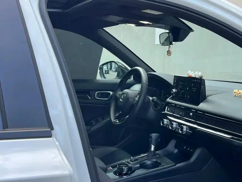 2025 Civic 240TURBO CVT Smart Pro — миниатюра 13