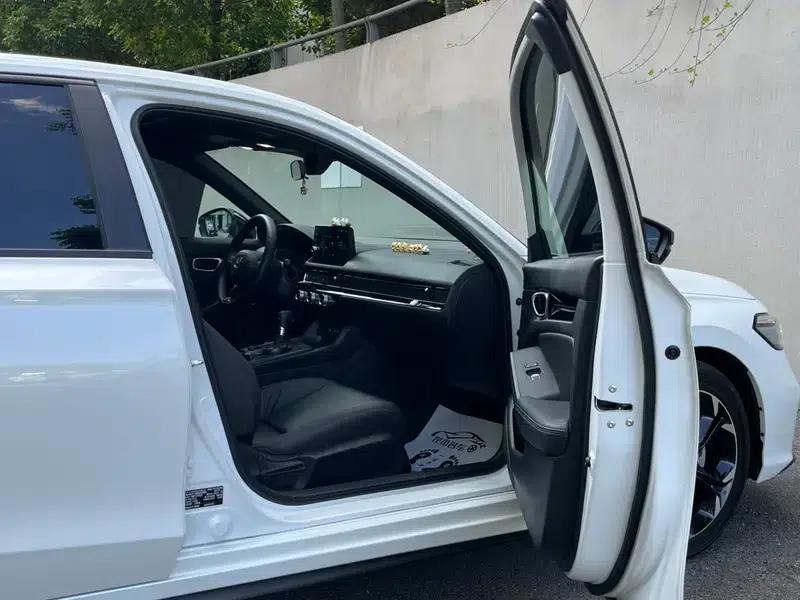 2025 Civic 240TURBO CVT Smart Pro — миниатюра 22