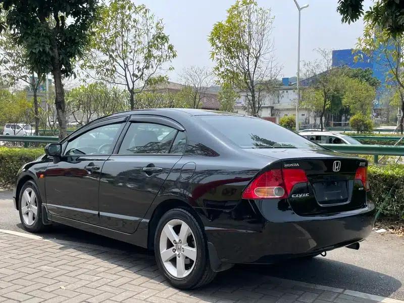 2006 Civic 1.8L Automatic Classic Edition — миниатюра 4