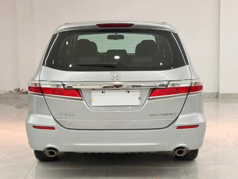 2013 Odyssey 2.4L Elite Edition — миниатюра 5