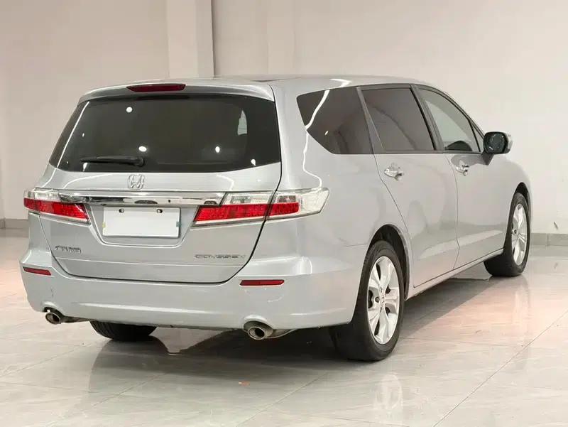 2013 Odyssey 2.4L Elite Edition — миниатюра 6