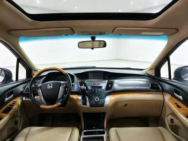 2009 Odyssey 2.4L Luxury Edition — миниатюра 12