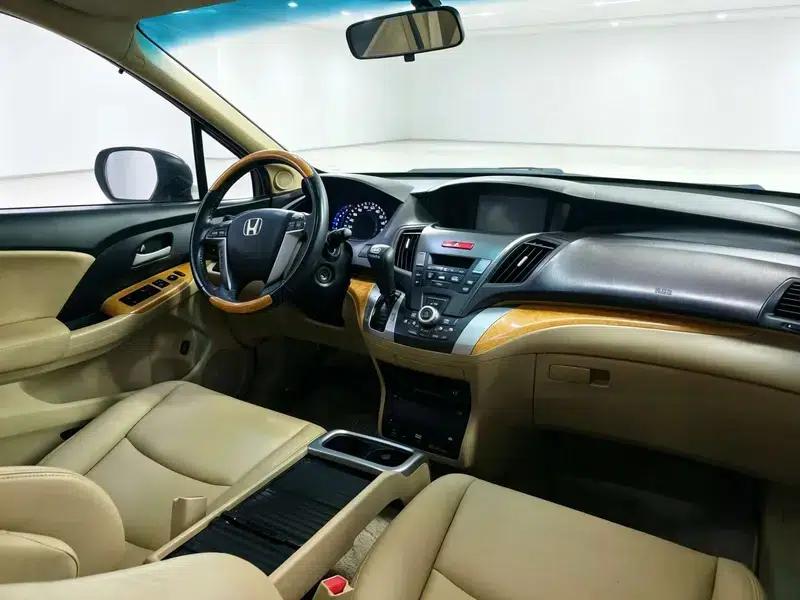 2009 Odyssey 2.4L Luxury Edition — миниатюра 10