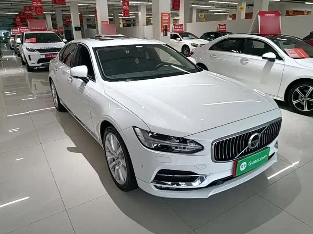 2017 Volvo S90 T5 Smart Edition — миниатюра 4