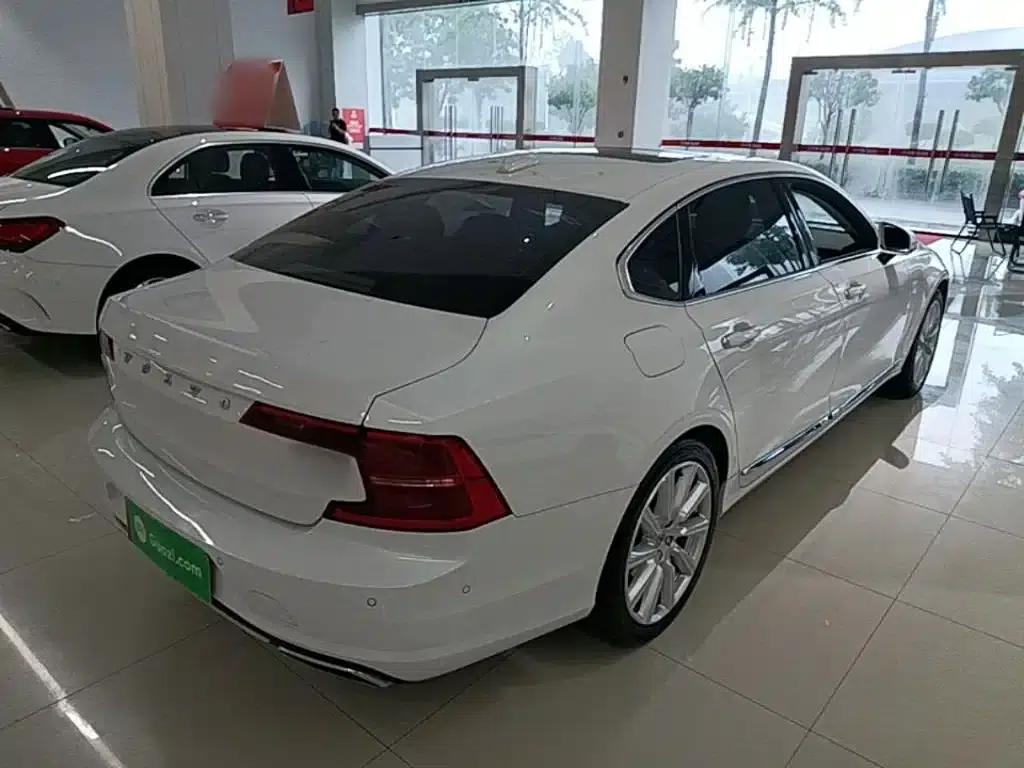 2017 Volvo S90 T5 Smart Edition — миниатюра 7