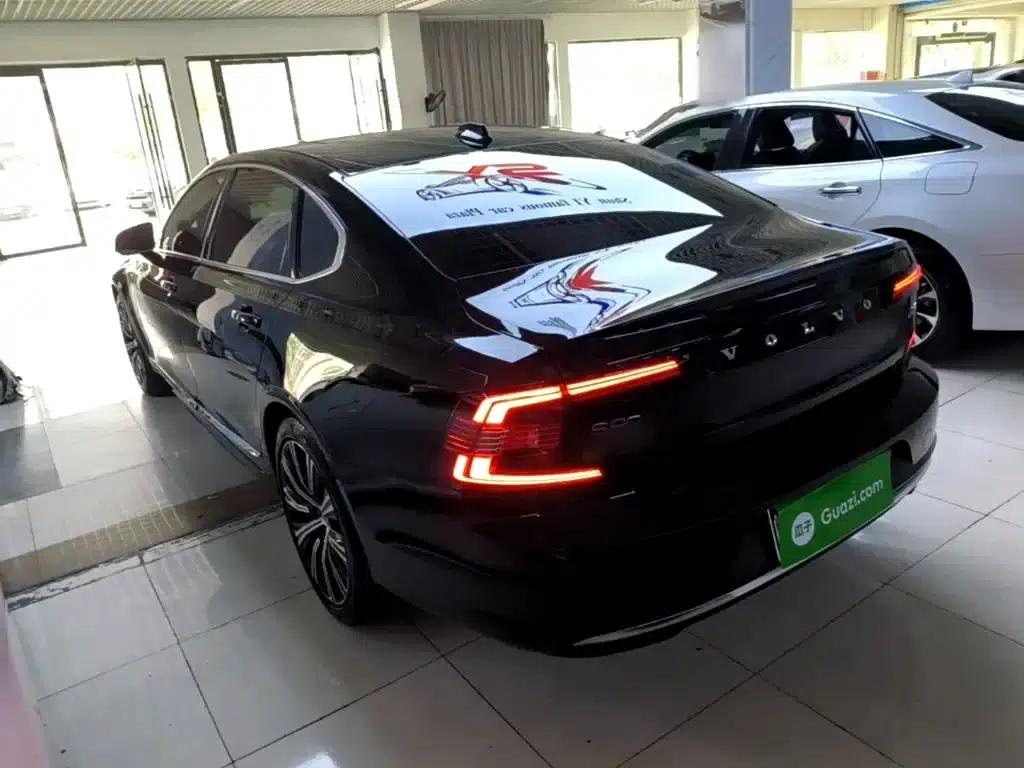 2024 Volvo S90 B5 Inscription Luxury Edition — миниатюра 5
