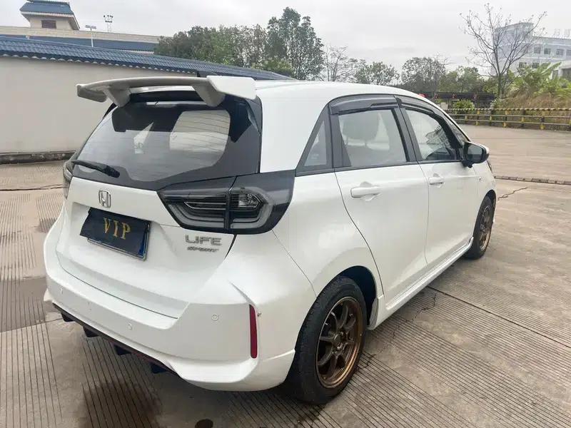 Honda LIFE 2020 1.5L CVT SPO-SS Dynamic Edition — миниатюра 7