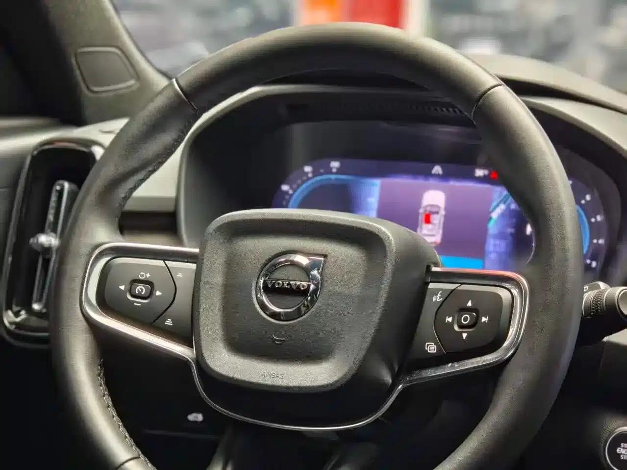2024 Volvo XC40 B3 Smart Sport Edition — миниатюра 13