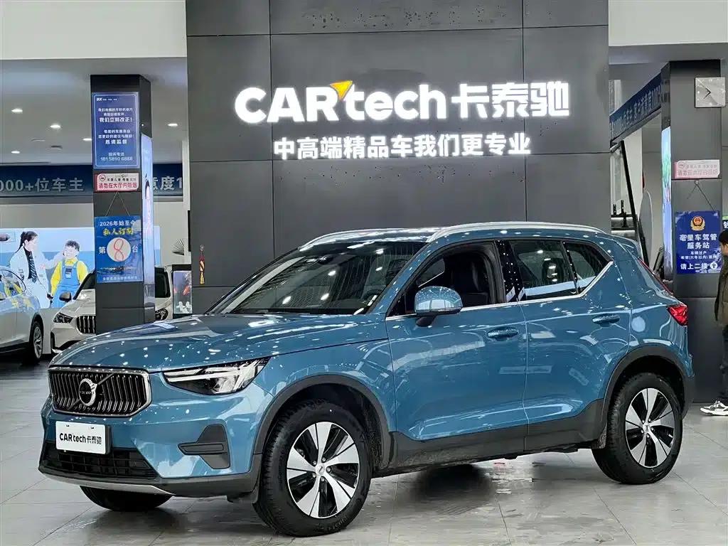 2024 Volvo XC40 B3 Smart Sport Edition — миниатюра 1