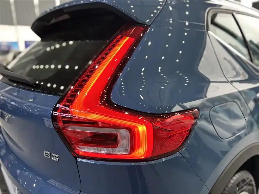 2024 Volvo XC40 B3 Smart Sport Edition — миниатюра 11