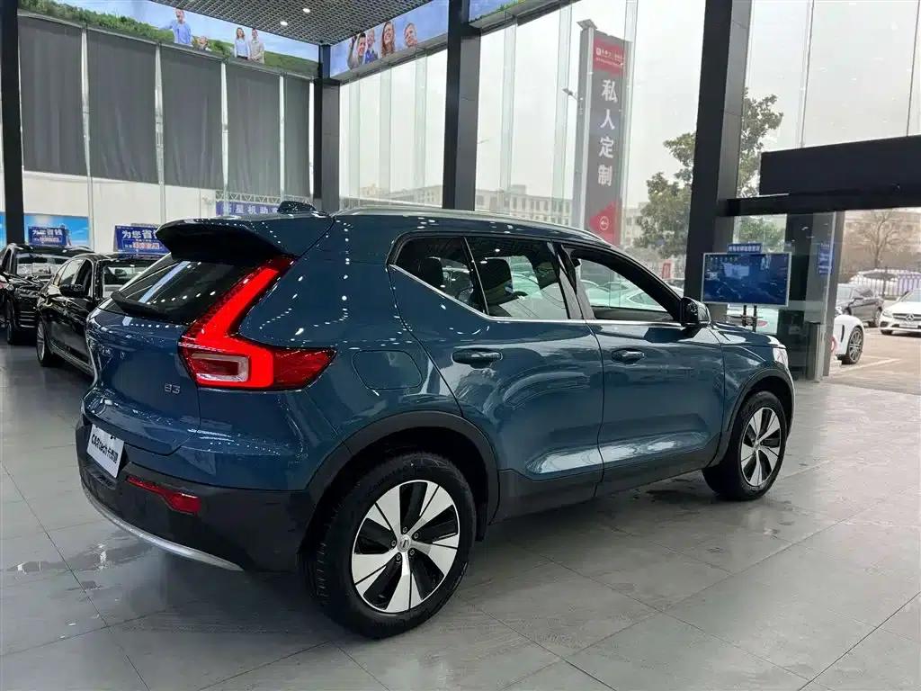 2024 Volvo XC40 B3 Smart Sport Edition — миниатюра 5