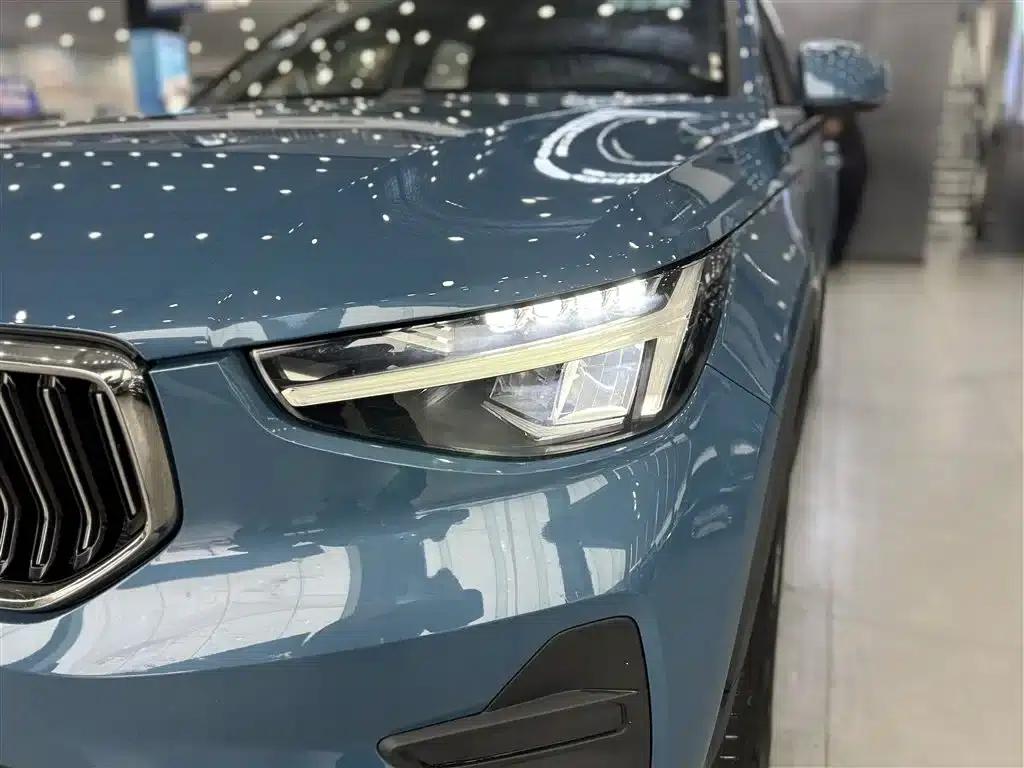 2024 Volvo XC40 B3 Smart Sport Edition — миниатюра 8