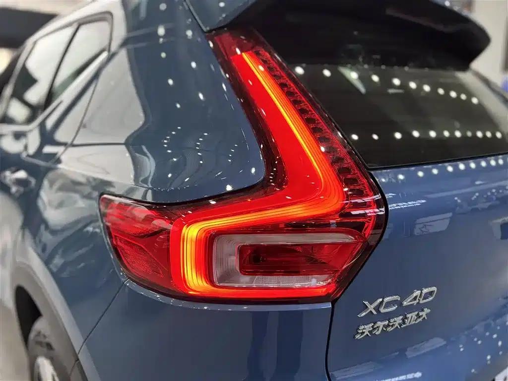 2024 Volvo XC40 B3 Smart Sport Edition — миниатюра 9