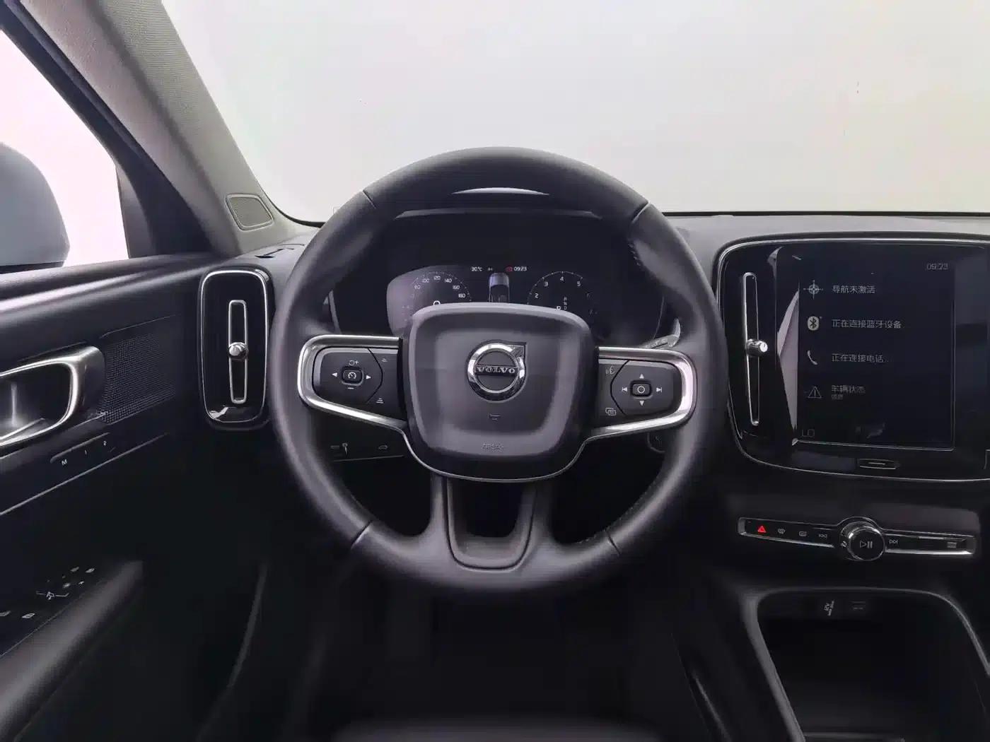 2019 Volvo XC40 (Imported) T4 AWD Midnight Amazon Blue — миниатюра 14