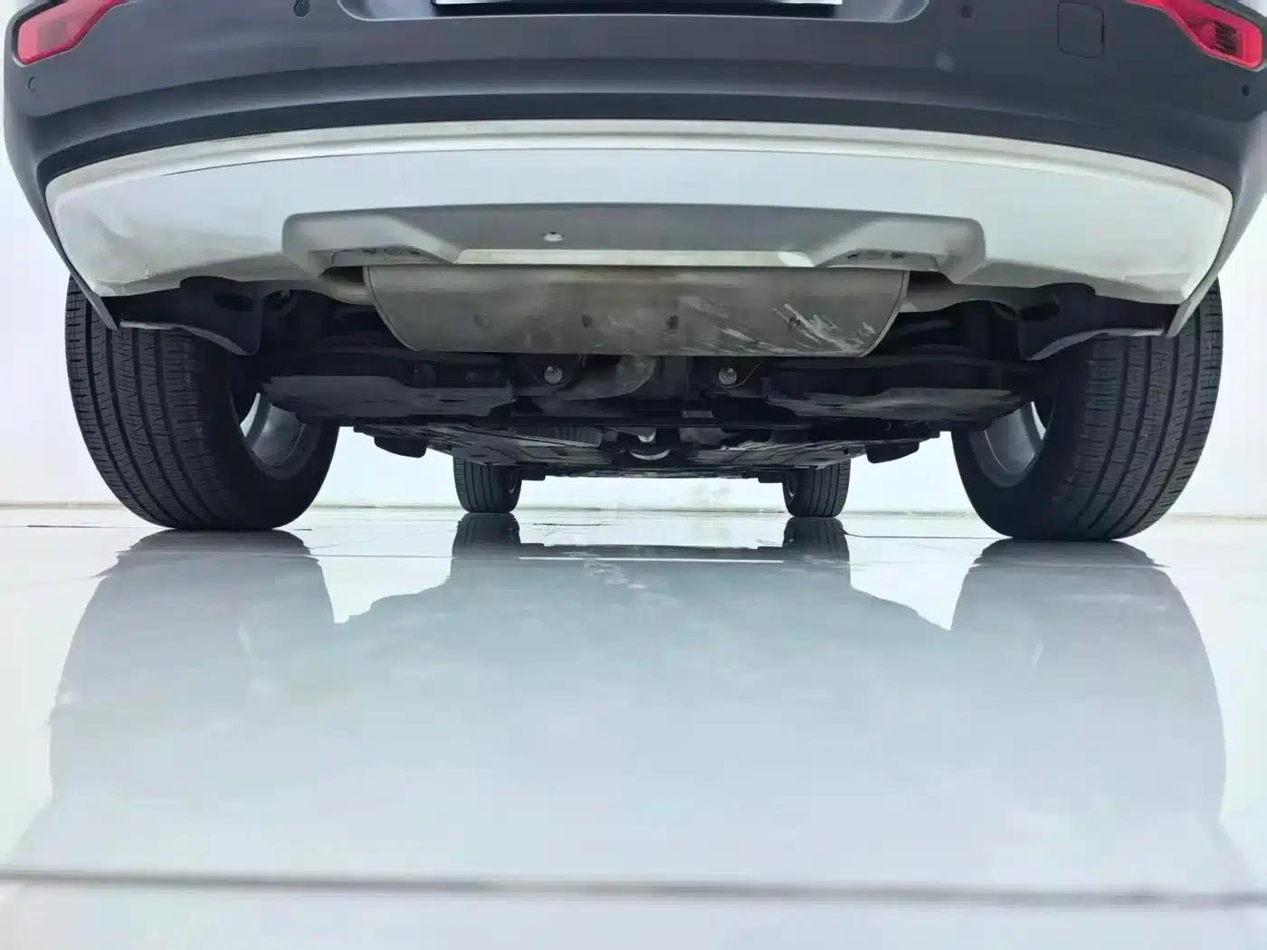 2019 Volvo XC40 (Imported) T4 AWD Midnight Amazon Blue — миниатюра 26