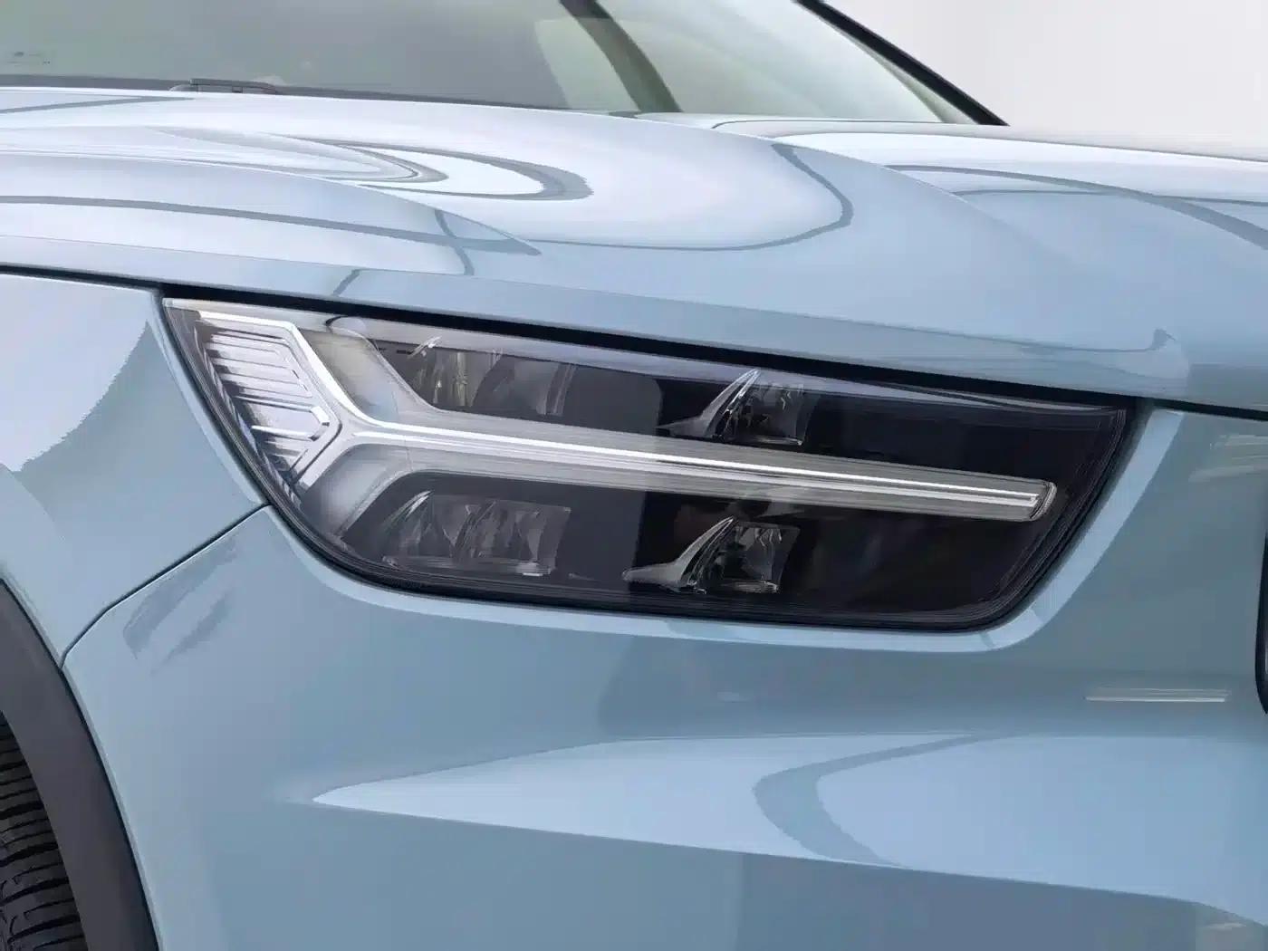 2019 Volvo XC40 (Imported) T4 AWD Midnight Amazon Blue — миниатюра 4