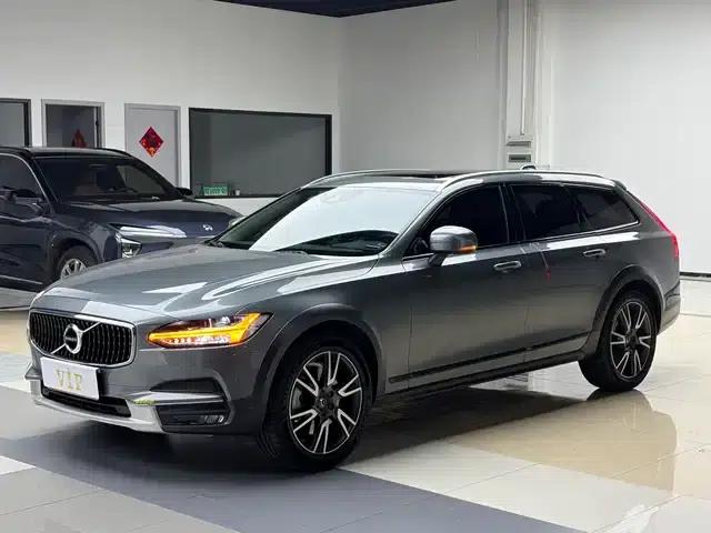 2020 Volvo V90 Cross Country T5 AWD Smart Edition