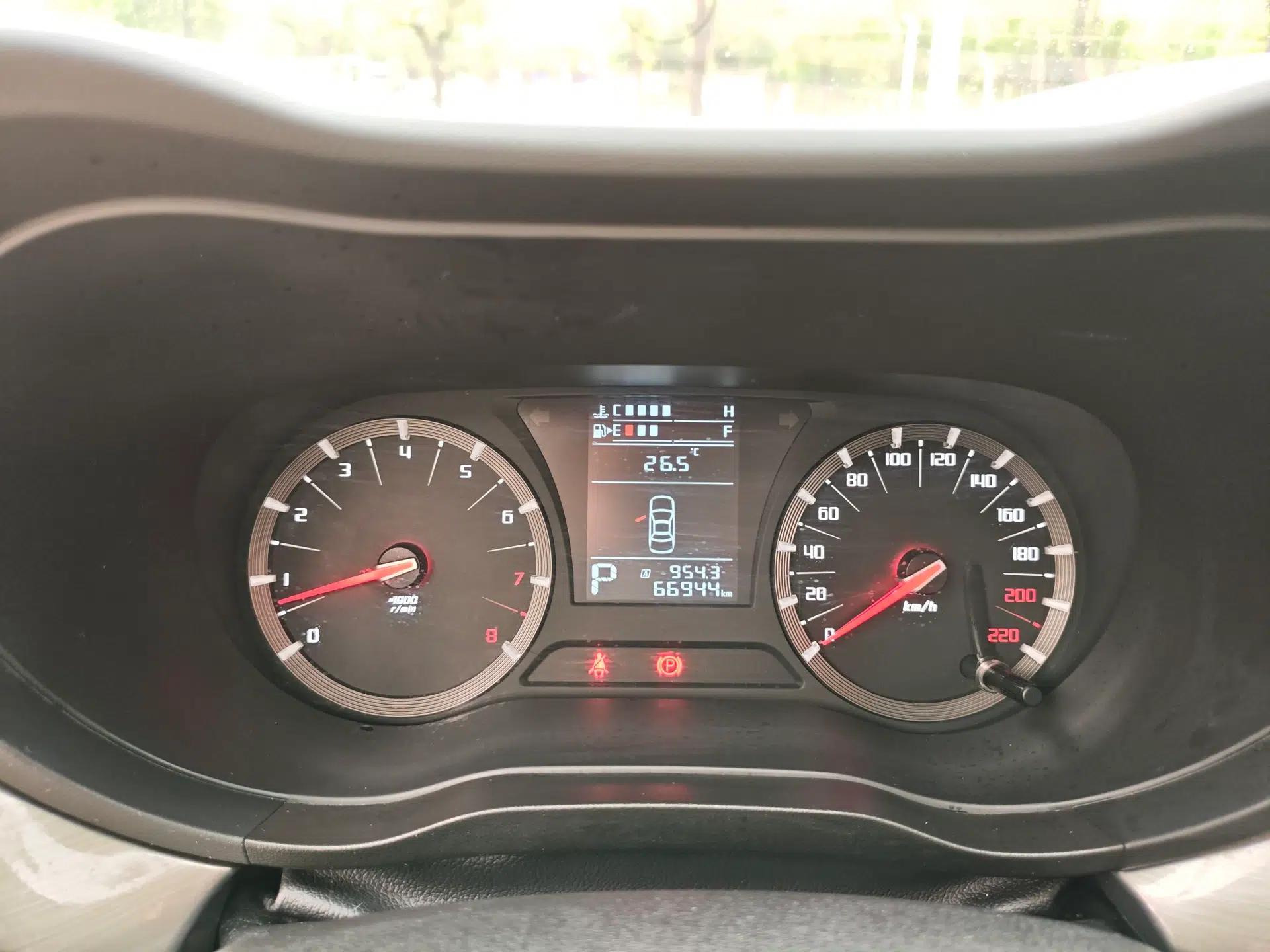 GAC Trumpchi GA6 2016 235T DCT Elite Edition — миниатюра 22