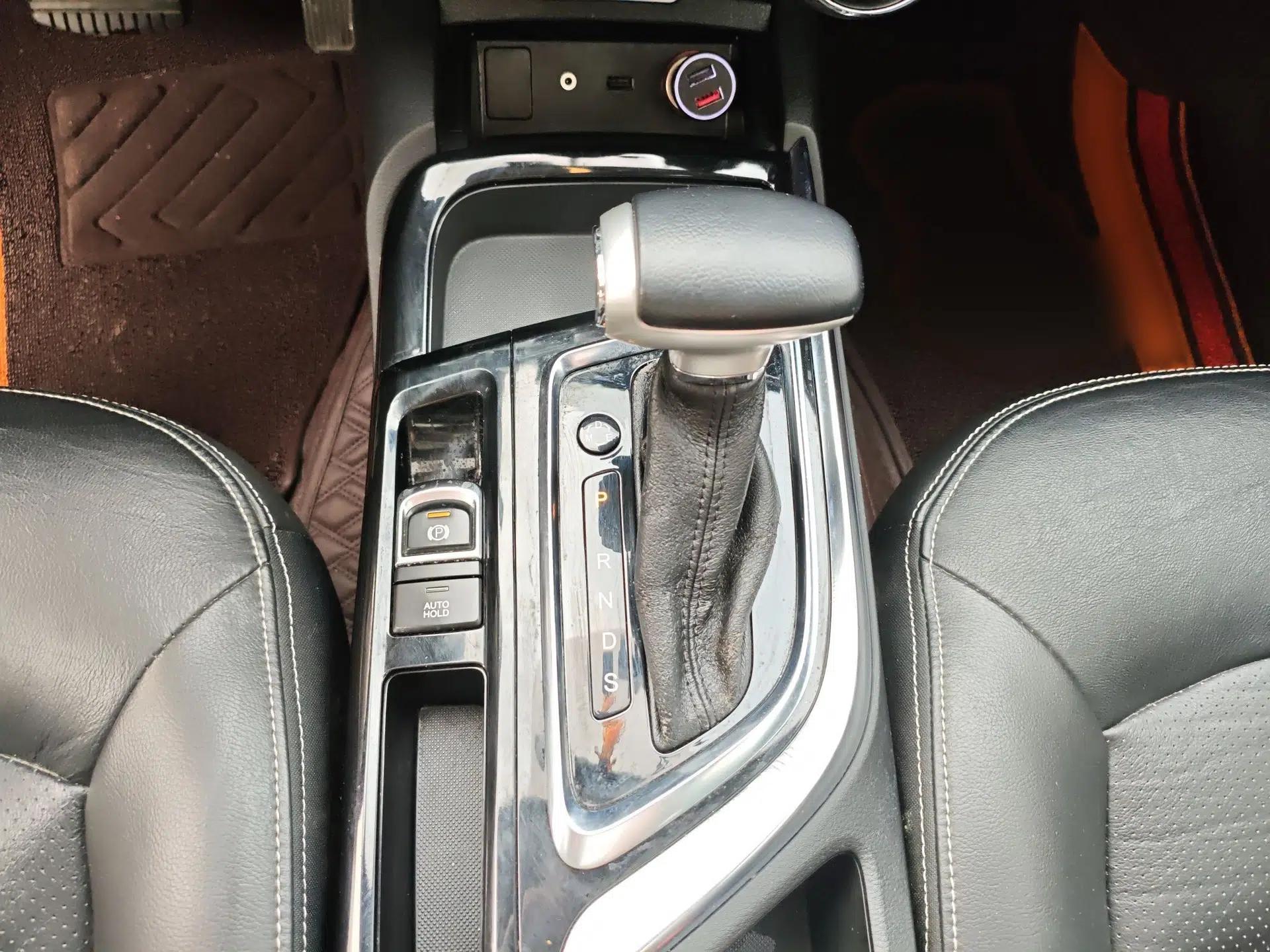 GAC Trumpchi GA6 2016 235T DCT Elite Edition — миниатюра 24