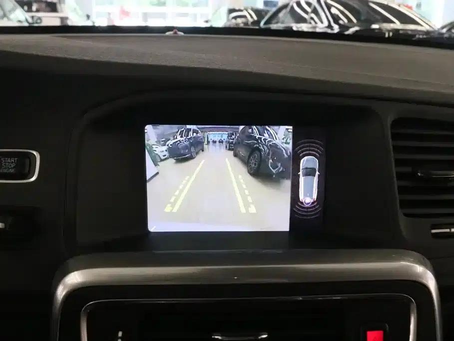 2017 Volvo V60 T5 Smart Edition (China V Emission Standard) — миниатюра 7