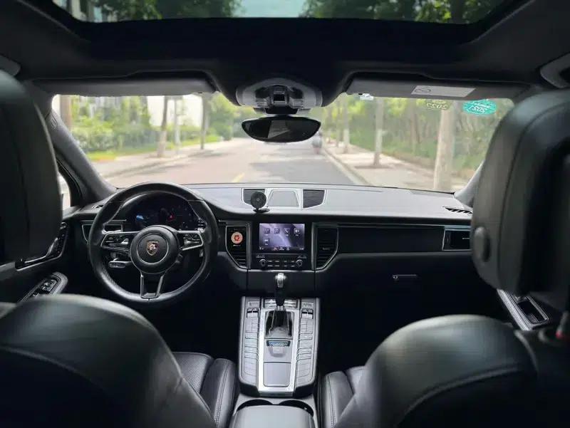 2017 Macan 2.0T — миниатюра 6