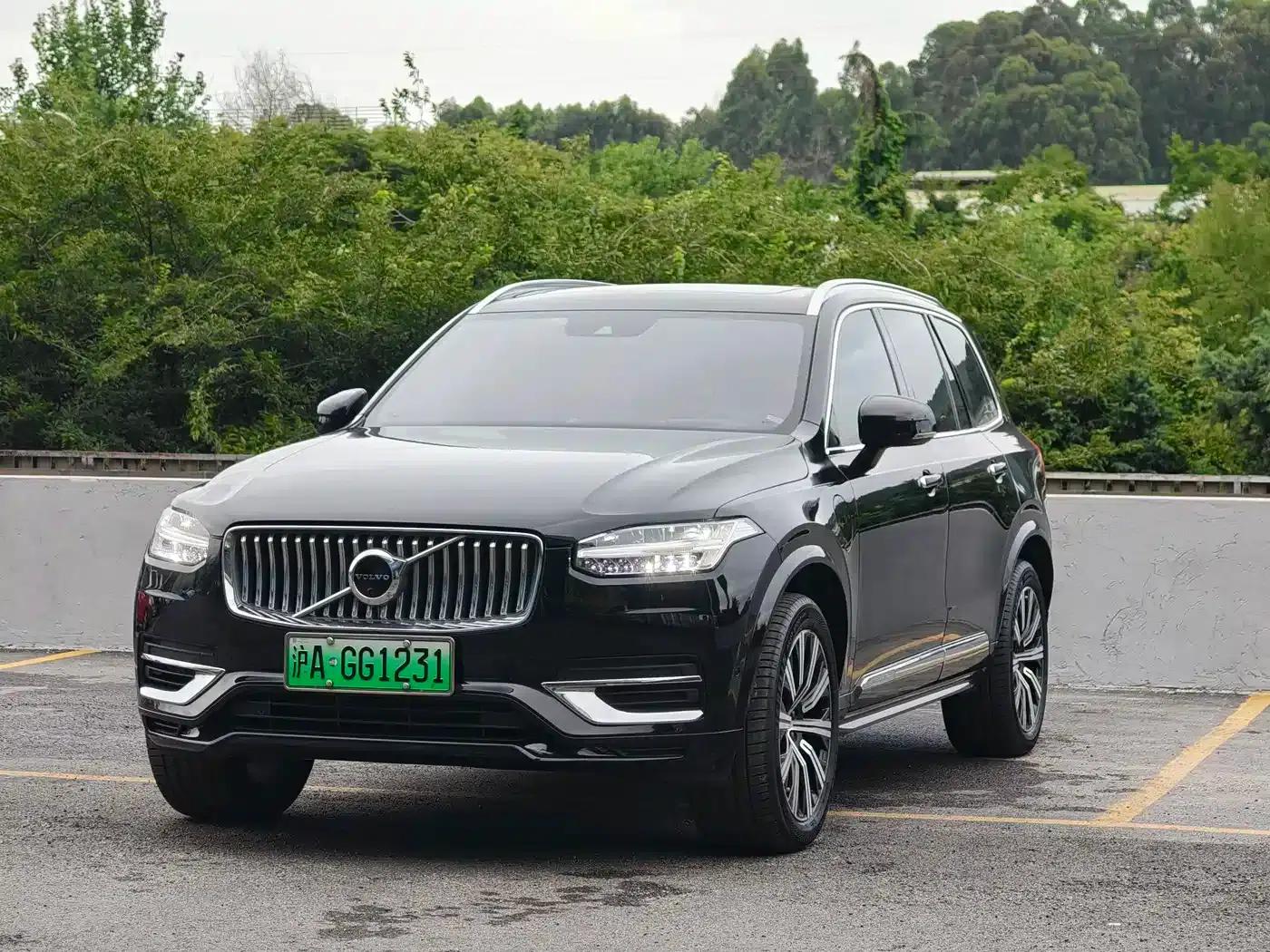 2022 Volvo XC90 Plug-in Hybrid Facelift E-Drive Hybrid T8 Inscription Luxury Edition 7-Seater — миниатюра 1