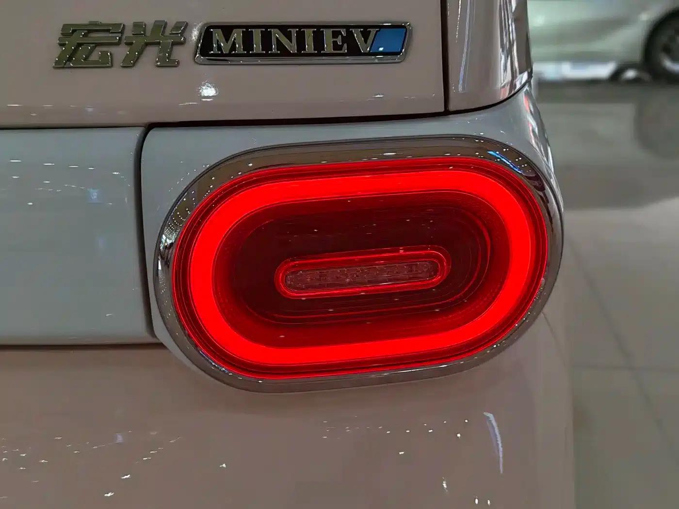 Hongguang MINIEV 2024 Third Generation 215km/h Advanced Edition — миниатюра 7