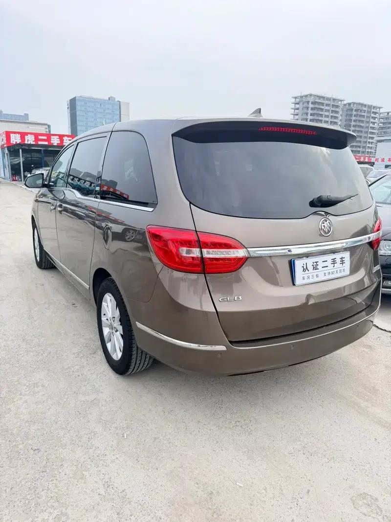 Buick GL8 2015 2.4L Luxury Business Edition — миниатюра 4