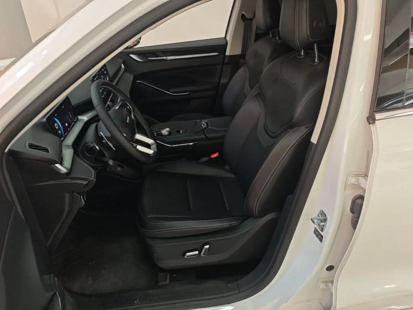 Haval H6 2022 3rd Generation 1.5T Automatic Two-Wheel Drive Max — миниатюра 17