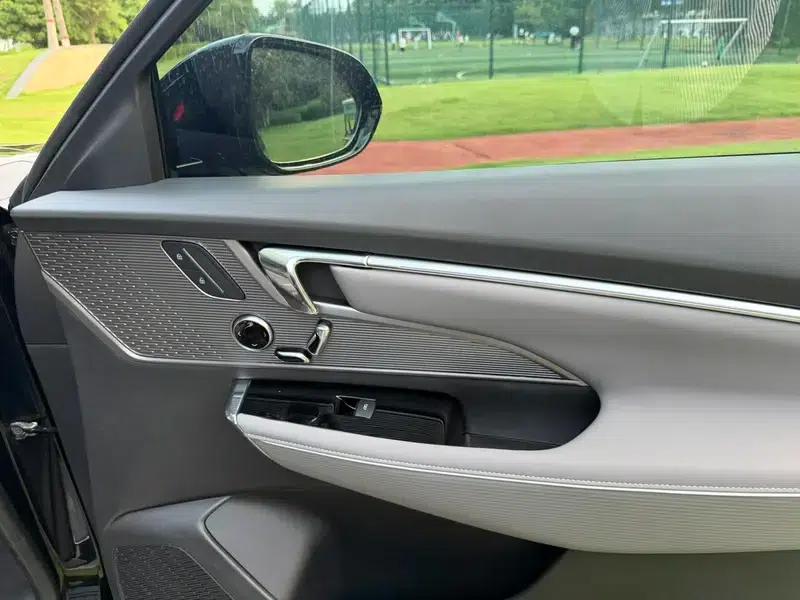 Buick E5 2023 Premium Standard Range Edition — миниатюра 8