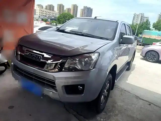 RE-MAX Ruimai 2020 2.8T Classic 2WD Diesel National VI Comfort Extended Edition JE493ZLQ6E